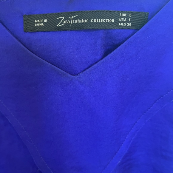 Purple peplum silky camisole. Size L - Picture 3 of 3